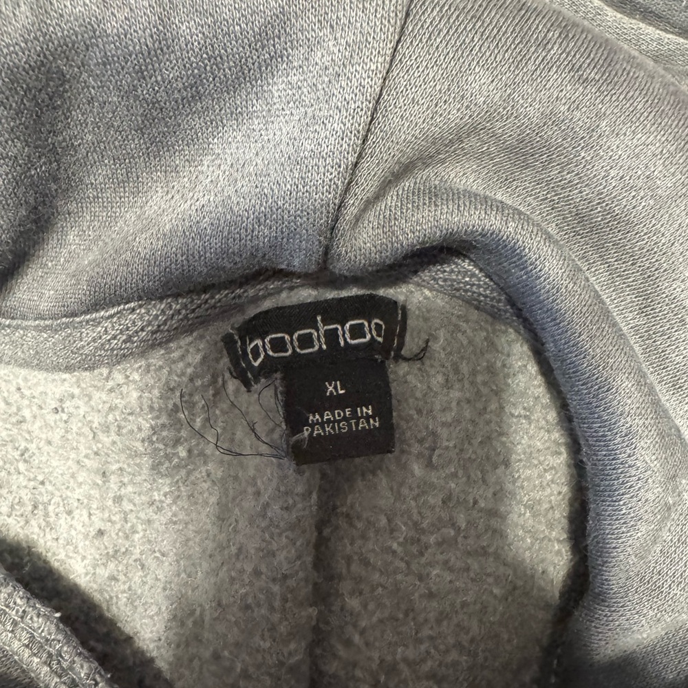 Matching Set - Picture 3 of 3